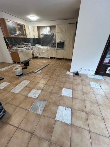 PHOTO-2025-11-06-17-01-00 10