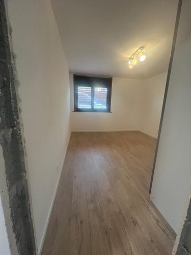 PHOTO-2025-11-06-17-01-00 4